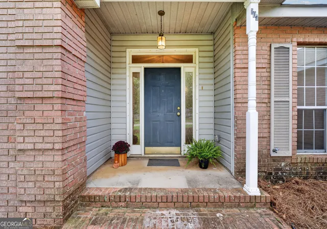 Photo 3 of Single family home for sale at 107 Ivey Ct, Warner Robins, GA 31088 | MLS# 10848309 | Listing updated on 2026-09-17