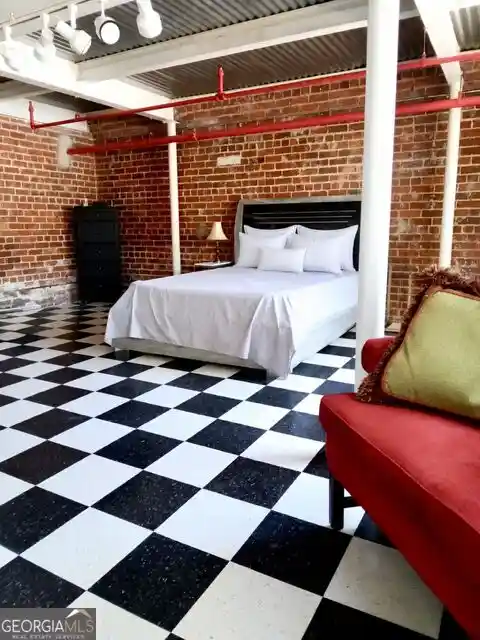 Listing Photo 4 - Condo for sale in 301 Bradley St A 102 located at 301 Bradley St A 102, Carrollton, GA 30117 - Unit #A 102