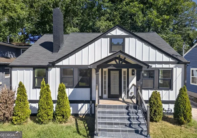 Photo 2 of Single family home for sale at 1519 Venetian Dr Sw, Atlanta, GA 30311 | MLS# 10843963 | Listing updated on 2026-09-11