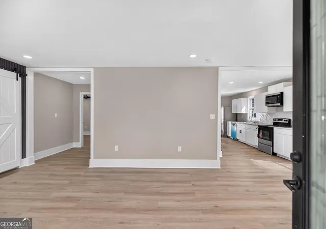 Photo 3 of Single family home for sale at 1519 Venetian Dr SW, Atlanta, GA 30311 | MLS# 10843963 | Listing updated on 2026-09-11