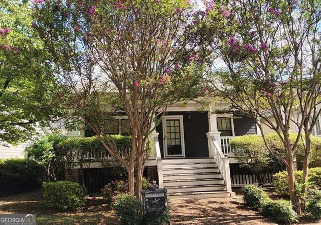 Photo 1 of Single family home for sale at 925 Margaret St, Hapeville, GA 30354 | MLS# 10837761 | Listing updated on 2026-09-15