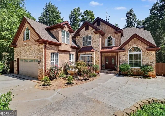 Photo 1 of Single family home for sale at 760 Links View Dr, Sugar Hill, GA 30518 | MLS# 10799019 | Listing updated on 2026-09-02