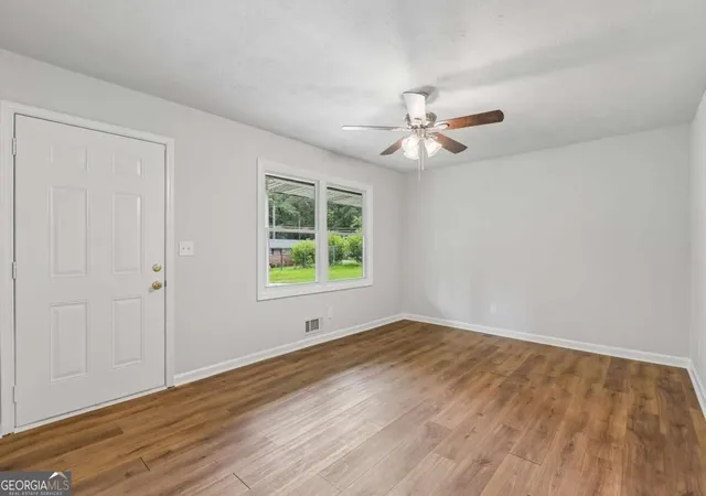 Photo 3 of Sale Pending at 103 Marty Ln, Dallas, GA 30132 | MLS# 10850629 | Listing updated on 2026-10-02