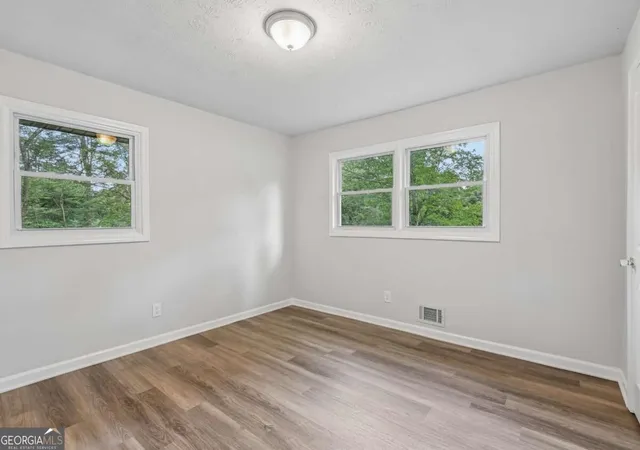 Photo 4 of Sale Pending at 103 Marty Ln, Dallas, GA 30132 | MLS# 10850629 | Listing updated on 2026-10-02