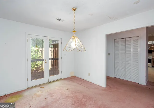 Photo 3 of Condo for sale at 891 Lake Holw Blvd Sw, Marietta, GA 30064 | MLS# 10851180 | Listing updated on 2026-10-09