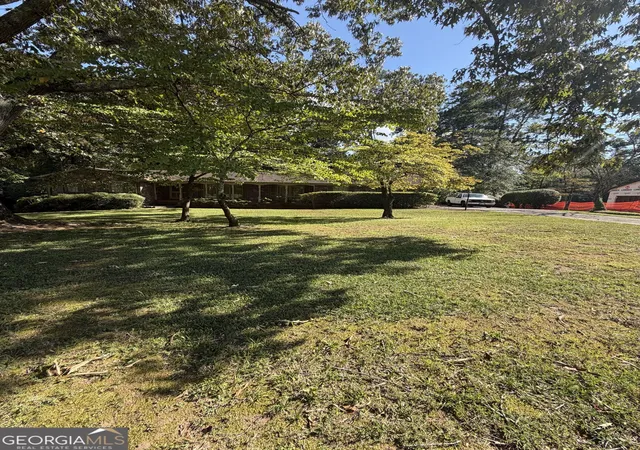 Photo 2 of Single family home for sale at 1663 Kings Dl Cir, Atlanta, GA 30338 | MLS# 10847787 | Listing updated on 2026-09-28