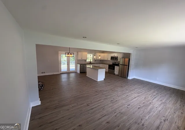 Photo 3 of Single family home for sale at 3972 Emerald North Dr, Decatur, GA 30035 | MLS# 10836015 | Listing updated on 2026-09-23