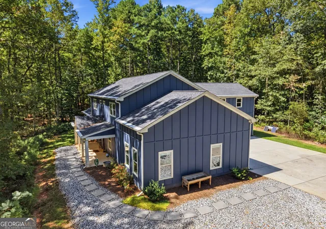 Photo 2 of Single family home for sale at 2850 Willow Bnd Dr, Cumming, GA 30028 | MLS# 10841184 | Listing updated on 2026-10-02