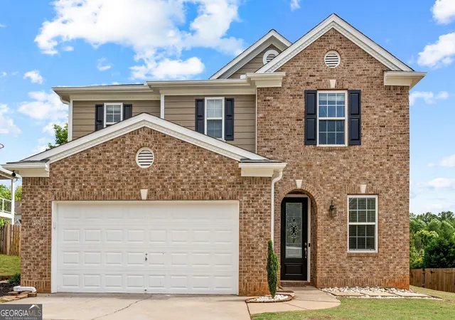 Photo 1 of Single family home for sale at 145 Paxton Pl, Newnan, GA 30263 | MLS# 10844063 | Listing updated on 2026-09-11