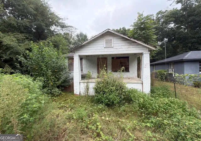 Single family home for sale at 1450 May Ave, Macon, GA 31204 | MLS# 10844538