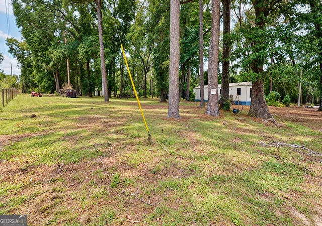 Photo 3 of Manufactured home for sale at 807 Aden Lanier Rd, Statesboro, GA 30458 | MLS# 10819983 | Listing updated on 2026-09-13