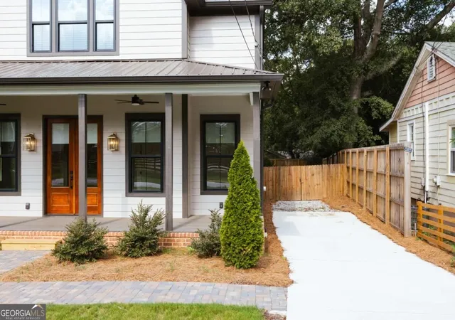Photo 3 of Single family home for sale at 189 Glenhaven Ave, Athens, GA 30606 | MLS# 10851586 | Listing updated on 2026-10-07