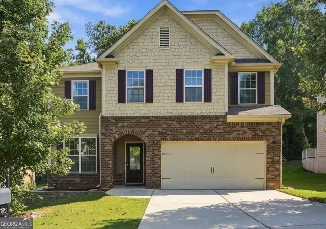 Photo 1 of Single family home for sale at 351 The Blvd, Newnan, GA 30263 | MLS# 10852166 | Listing updated on 2026-10-08