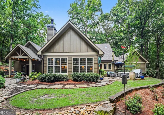 Photo 2 of Single family home for sale at 223 Lake Coweta Trl, Newnan, GA 30263 | MLS# 10842183 | Listing updated on 2026-09-08