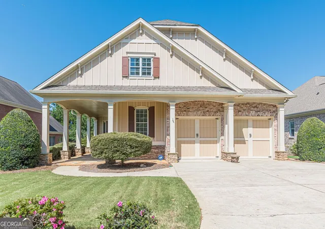 Photo 2 of Single family home for sale at 5926 Hogans Way, Douglasville, GA 30135 | MLS# 10843677 | Listing updated on 2026-09-10