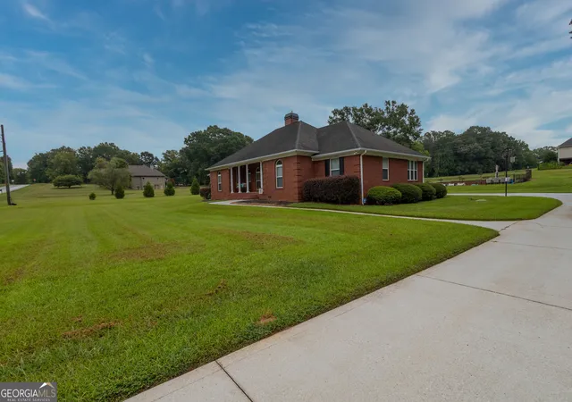 Photo 3 of Single family home for sale at 11700 Hazelbrand Rd Ne, Covington, GA 30014 | MLS# 10826579 | Listing updated on 2026-10-07