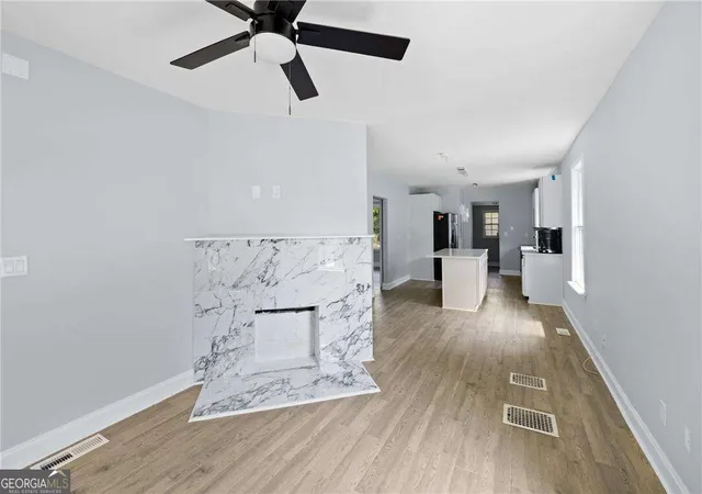 Photo 2 of Single family home for sale at 554 Lawton St SW, Atlanta, GA 30310 | MLS# 10850511 | Listing updated on 2026-10-06