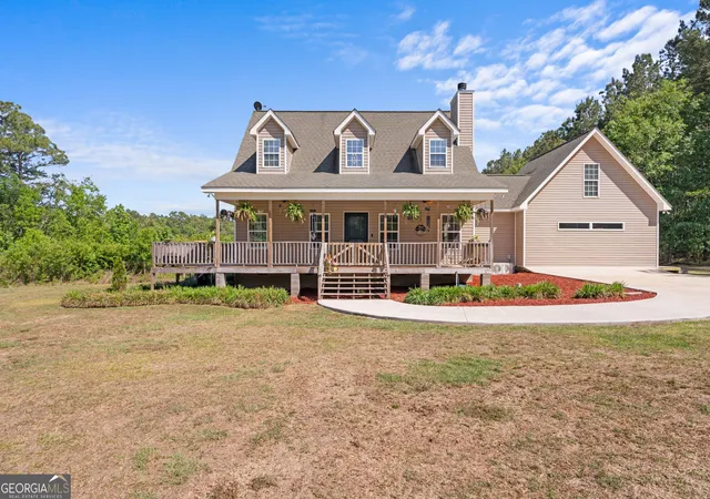 Photo 2 of Single family home for sale at 452 Joe Oglesby Rd, Portal, GA 30450 | MLS# 10843702 | Listing updated on 2026-09-10