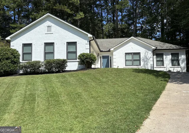 Photo 1 of Sale Pending at 519 Philadelphia Ln, Woodstock, GA 30189 | MLS# 10842573 | Listing updated on 2026-10-06