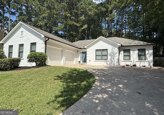 Photo 2 of Sale Pending at 519 Philadelphia Ln, Woodstock, GA 30189 | MLS# 10842573 | Listing updated on 2026-10-06