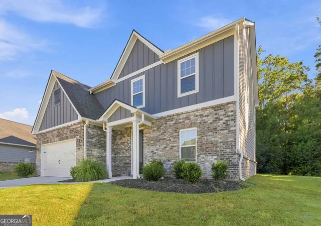 Photo 2 of Single family home for sale at 3220 Azteca Way, Dacula, GA 30019 | MLS# 10843296 | Listing updated on 2026-09-11