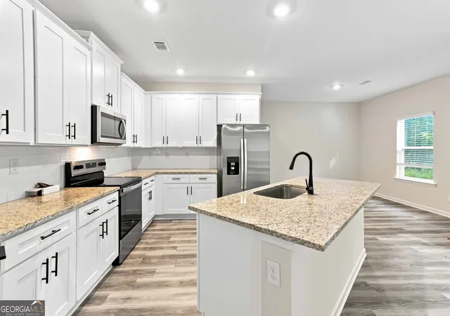 Photo 4 of Single family home for sale at 3220 Azteca Way, Dacula, GA 30019 | MLS# 10843296 | Listing updated on 2026-09-11