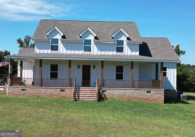 Photo 1 of Single family home for sale at 425 Vineyards Crk Church Rd, Comer, GA 30629 | MLS# 10844987 | Listing updated on 2026-09-26