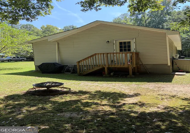 Photo 13 of Single family home for sale at 948 A Cheatham Rd, Griffin, GA 30223 | MLS# 10841190 | Listing updated on 2026-09-07