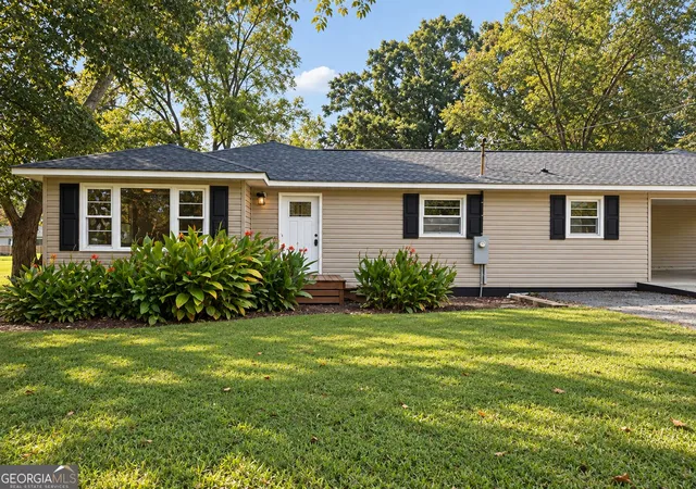 Photo 2 of Single family home for sale at 168 Moore St, Trion, GA 30753 | MLS# 10793716 | Listing updated on 2026-09-11