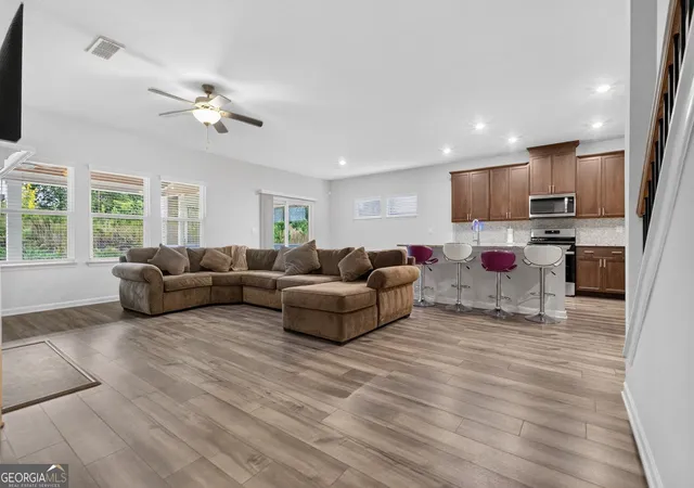 Photo 3 of Single family home for sale at 5911 Green Ash Ct, Braselton, GA 30517 | MLS# 10872512 | Listing updated on 2026-10-28