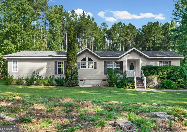 Photo 1 of Sale Pending at 354 Gibson Rd, Newnan, GA 30263 | MLS# 10839299 | Listing updated on 2026-09-15