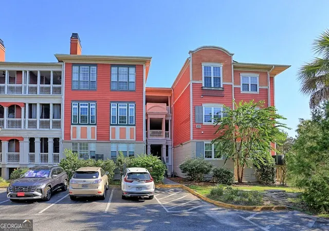 Photo 3 of Condo for sale at 2432 Whitemarsh Way, Savannah, GA 31410 | MLS# 10852840 | Listing updated on 2026-10-08