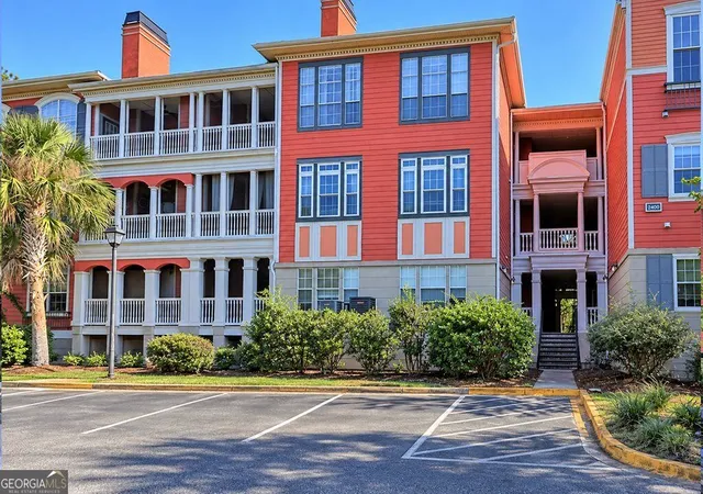 Photo 3 of Condo for sale at 2432 Whitemarsh Way, Savannah, GA 31410 | MLS# 10852840 | Listing updated on 2026-10-08