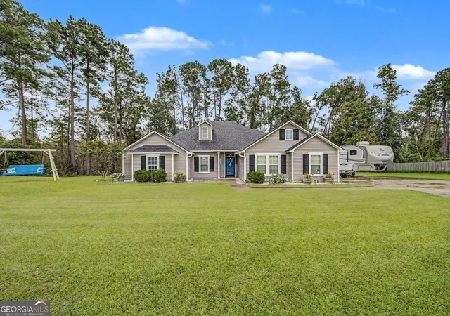 Photo 3 of Single family home for sale at 5 Ruger Cir, Lakeland, GA 31635 | MLS# 10839430 | Listing updated on 2026-09-21