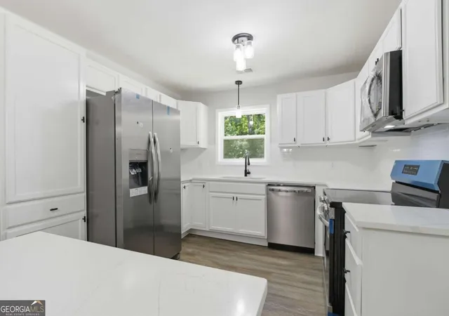 Photo 3 of Single family home for sale at 1737 Yellow St Nw, Conyers, GA 30012 | MLS# 10809325 | Listing updated on 2026-09-25