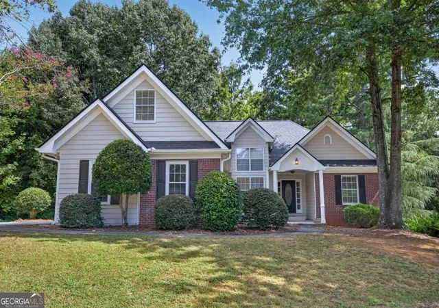 Photo 1 of Single family home for sale at 1829 Gray Gables Way, Buford, GA 30519 | MLS# 10850470 | Listing updated on 2026-10-05