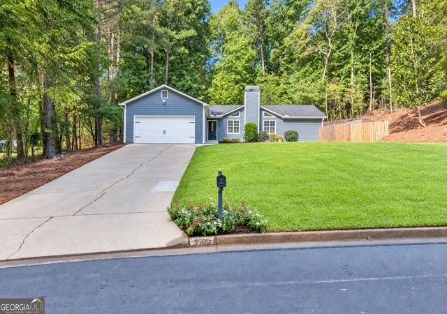 Photo 2 of Single family home for sale at 3900 Maple Wood Trl, Buford, GA 30518 | MLS# 10845241 | Listing updated on 2026-10-08
