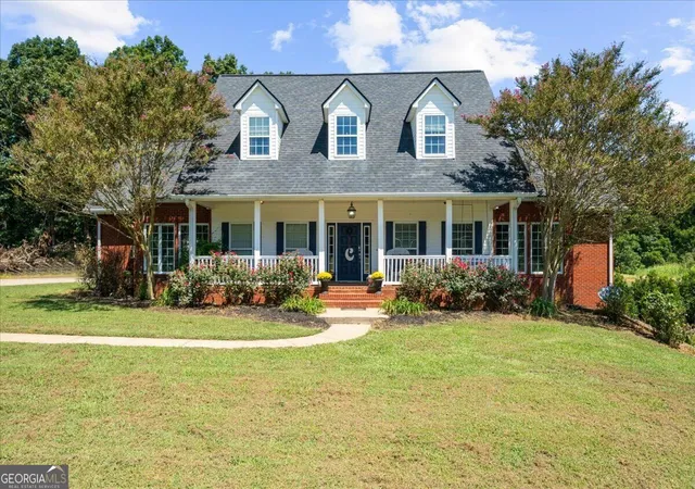 Photo 1 of Single family home for sale at 8135 Wallace Wood Rd, Gainesville, GA 30506 | MLS# 10841625 | Listing updated on 2026-09-12