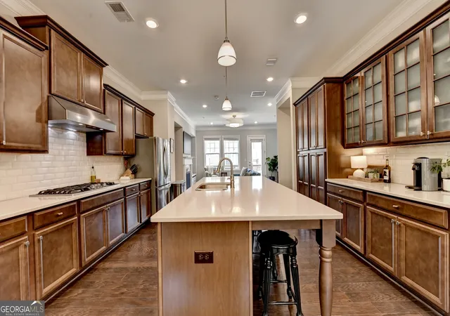 Photo 3 of Townhouse for sale at 721 Topsail Ln, Alpharetta, GA 30005 | MLS# 10783418 | Listing updated on 2026-09-06