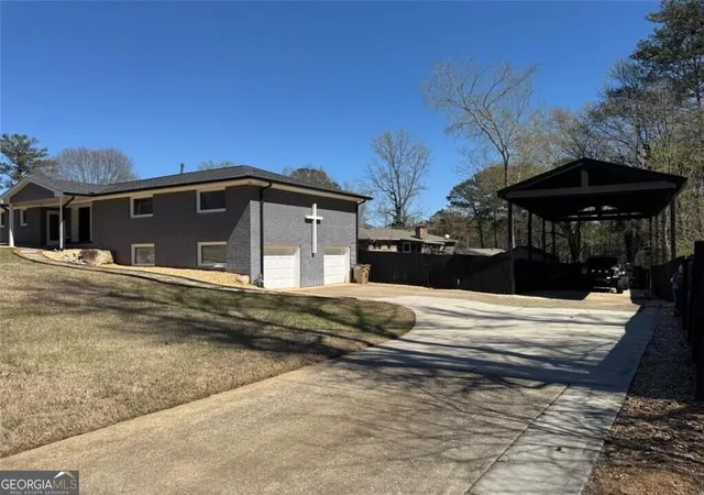 Photo 1 of Single family home for sale at 3900 Westmoreland Dr, Kennesaw, GA 30144 | MLS# 10880706 | Listing updated on 2026-10-28