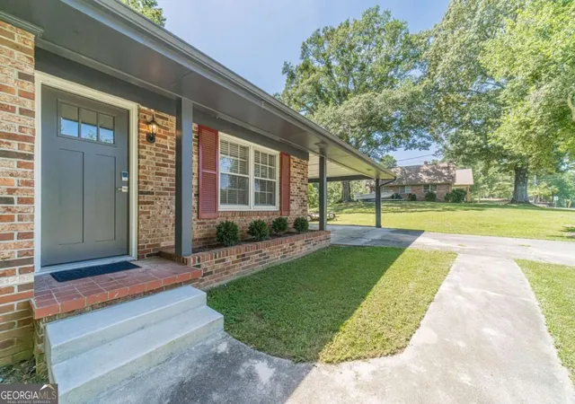 Photo 2 of Sale Pending at 4619 Mountain View Rd, Oakwood, GA 30566 | MLS# 10838485 | Listing updated on 2026-10-05