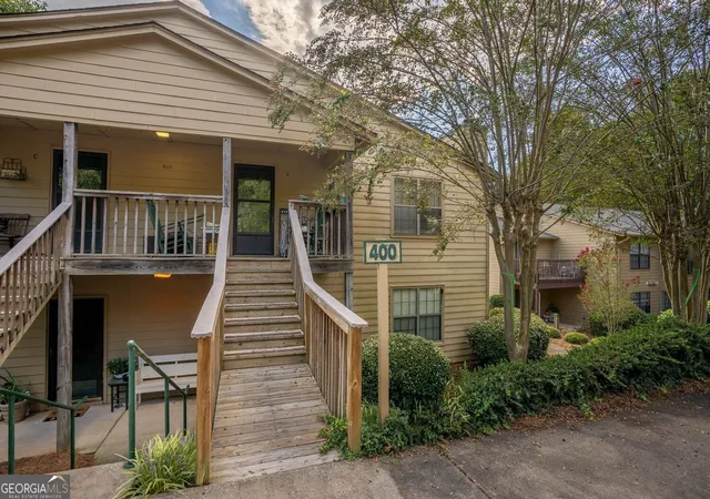 Photo 1 of Condo for sale at 2235 Old Hamilton Pl #400D, Gainesville, GA 30507 | MLS# 10846813 | Listing updated on 2026-10-08