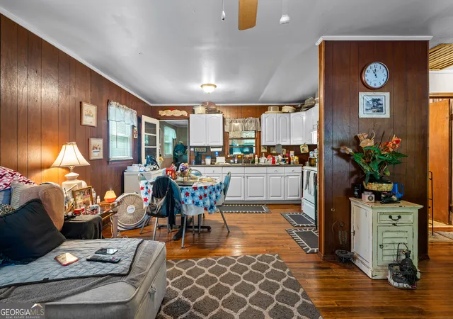 Photo 3 of Single family home for sale at 967 Turkey Crk Rd, Newnan, GA 30263 | MLS# 10820614 | Listing updated on 2026-09-25