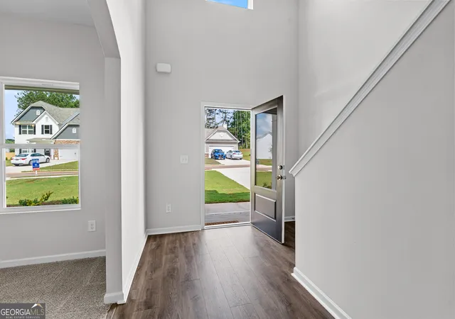 Photo 3 of Single family home for sale at 489 Charleston Pl, Villa Rica, GA 30180 | MLS# 10837614 | Listing updated on 2026-10-29