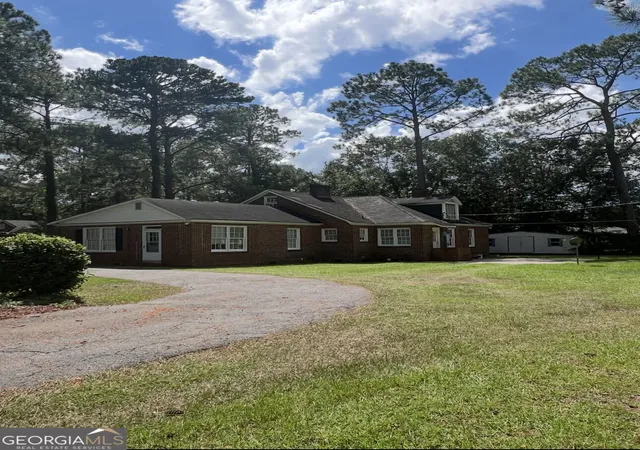Photo 2 of Sale Pending at 719 East 19th Ave, Cordele, GA 31015 | MLS# 10844271 | Listing updated on 2026-09-23