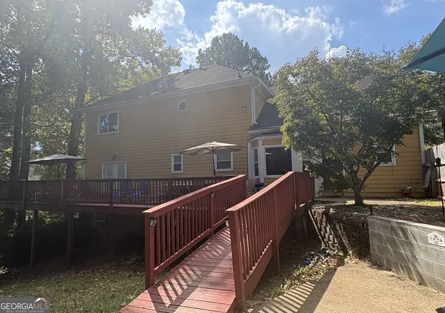 Photo 3 of Single family home for sale at 1068 Leslie Pl, Lithonia, GA 30058 | MLS# 10844774 | Listing updated on 2026-09-25