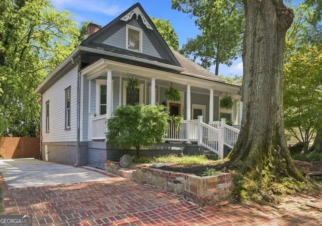 Photo 3 of Single family home for sale at 285 Alaska Ave Ne, Atlanta, GA 30312 | MLS# 10849620 | Listing updated on 2026-10-03