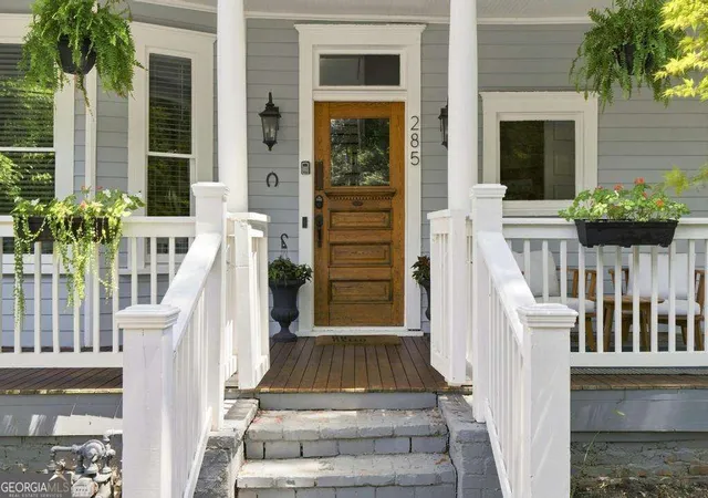 Photo 3 of Single family home for sale at 285 Alaska Ave NE, Atlanta, GA 30312 | MLS# 10849620 | Listing updated on 2026-10-27