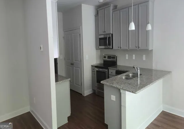 Photo 3 of Townhouse for sale at 10172 Benton Woods Dr, Covington, GA 30014 | MLS# 10853584 | Listing updated on 2026-10-09