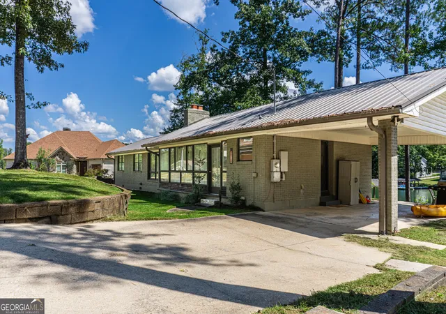 Photo 3 of Single family home for sale at 210 Shady Ln Rd, Eclectic, AL 36024 | MLS# 10840157 | Listing updated on 2026-10-09